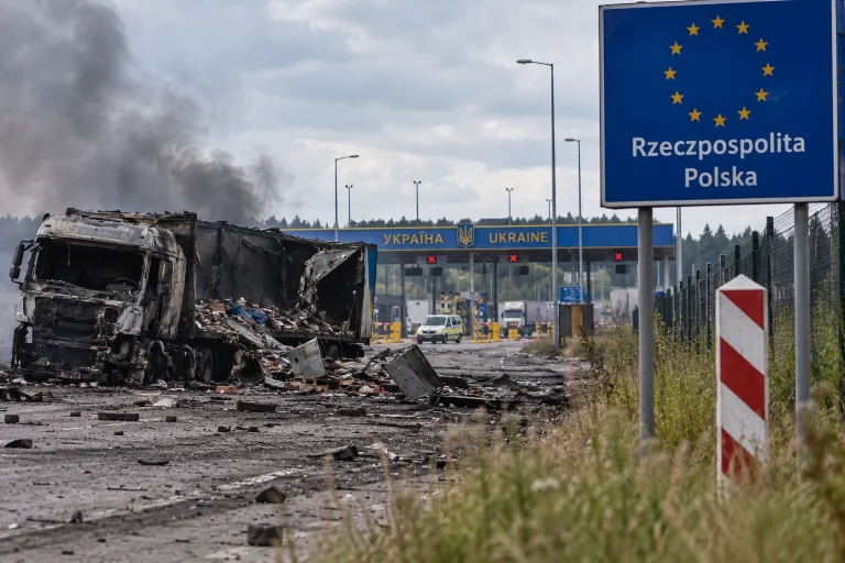 Russian Strike Lands 800 Metres From Poland, Briefly Shutting Ukraine Border Crossing