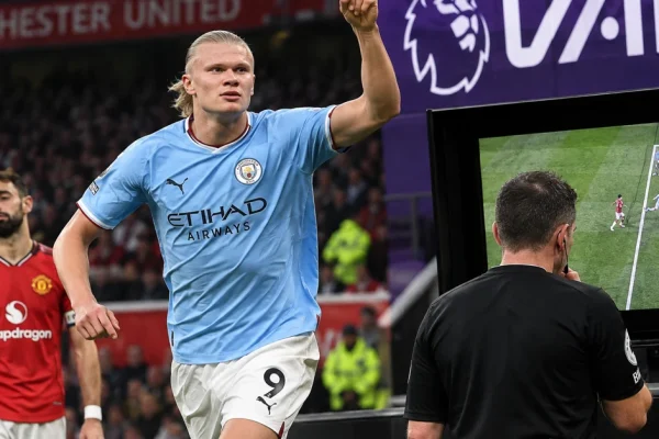 VAR review during the Manchester derby between Manchester United and Manchester City